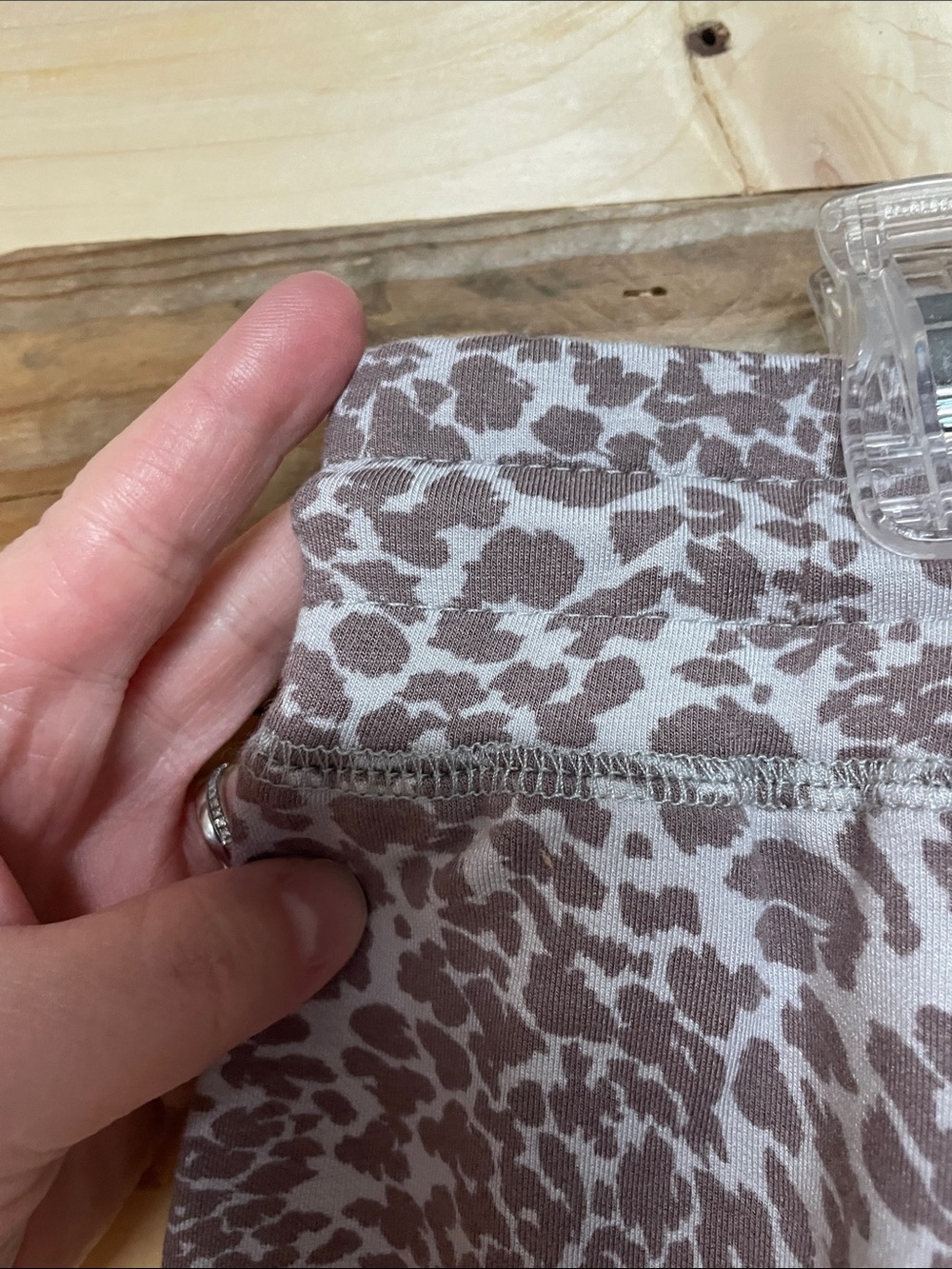 Mono B size 1XL Cheetah Print Workout Loungewear Soft & Stretch High Waist Short - Picture 5 of 8